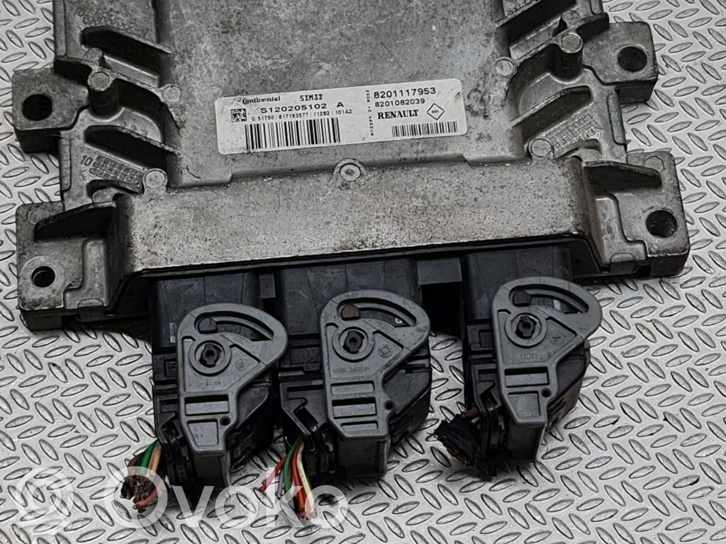 Dacia Sandero Engine control unit/module 