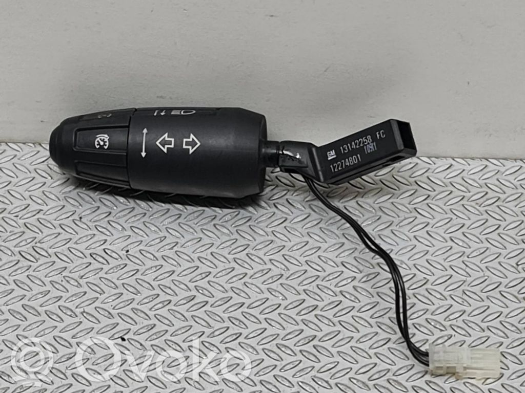 Opel Corsa D Commodo de clignotant 