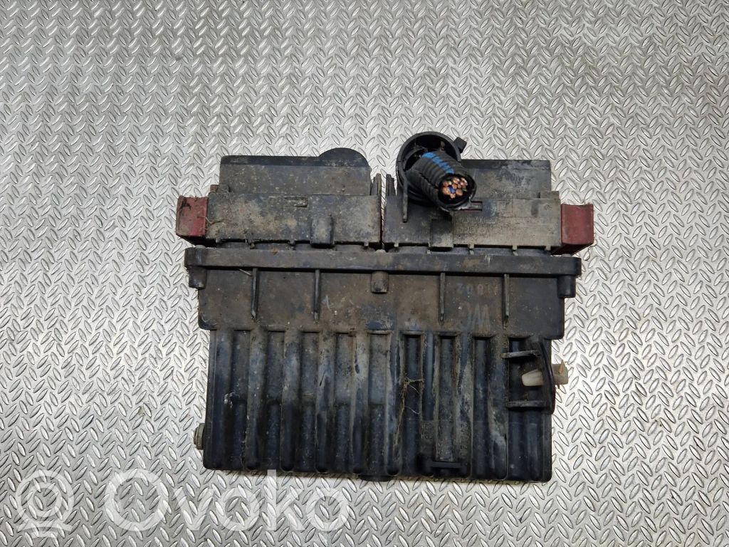 Opel Zafira A Coolant fan relay 