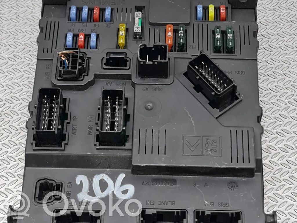 Peugeot 206 Drošinātāju bloks 