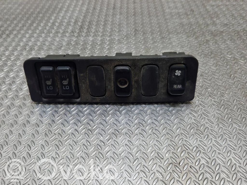 Interruptor de control del panel de luces   MB803872
