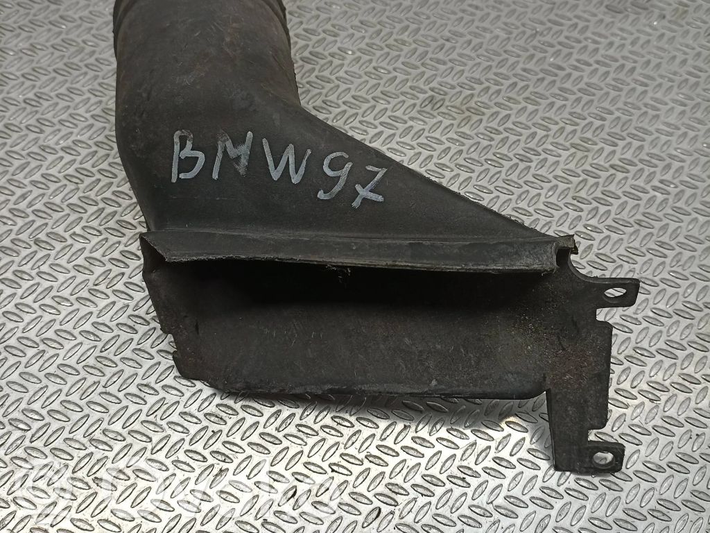 BMW 5 E39 Brake cooling air channel/duct 