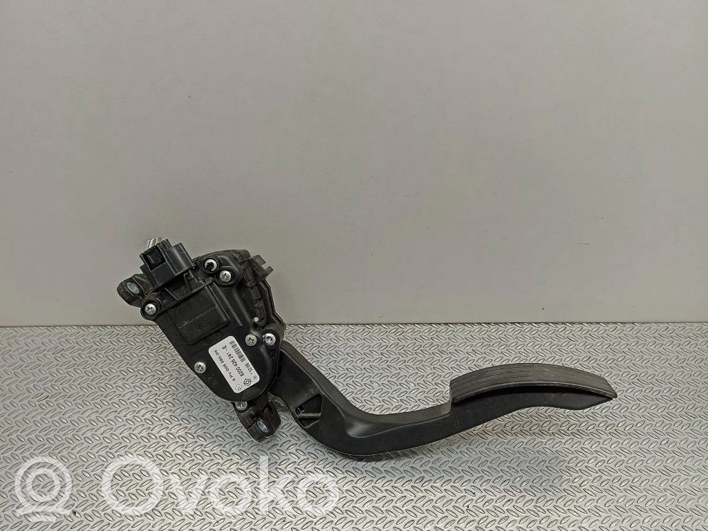 Renault Twingo II Accelerator throttle pedal 