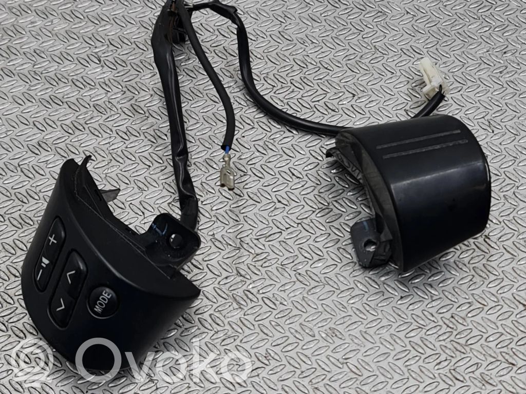 Toyota RAV 4 (XA20) Boutons / interrupteurs volant 