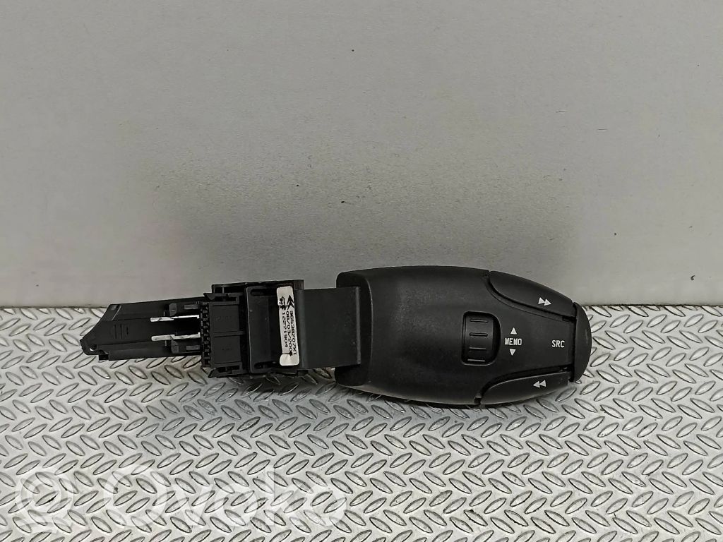 Peugeot 407 Multifunctional control switch/knob 