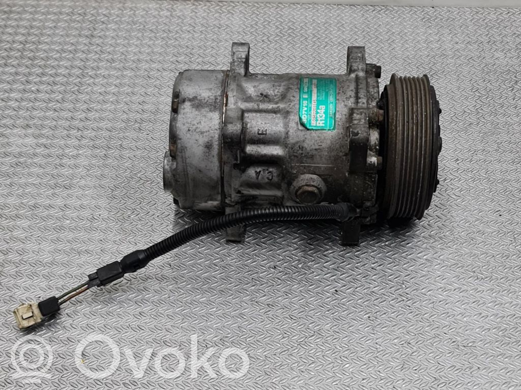 Volkswagen Golf IV Kompresor / Sprężarka klimatyzacji A/C 