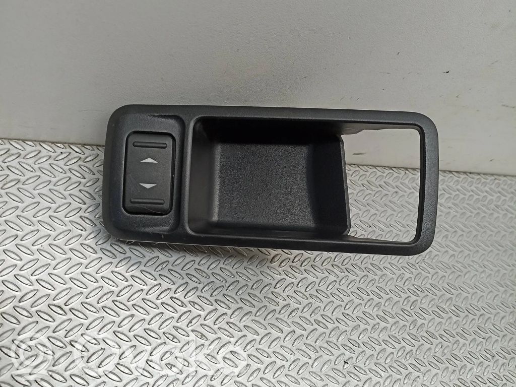 Electric window control switch   7M5T14529AA,03168720