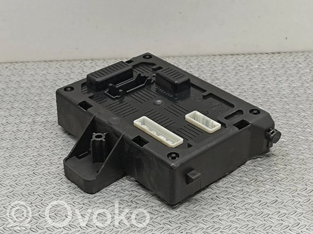 Renault Clio III Comfort/convenience module 