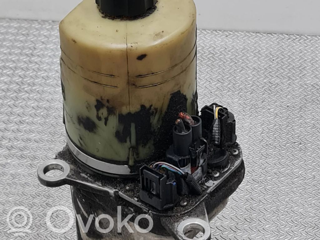 Ohjaustehostimen pumppu   3M513K514DC