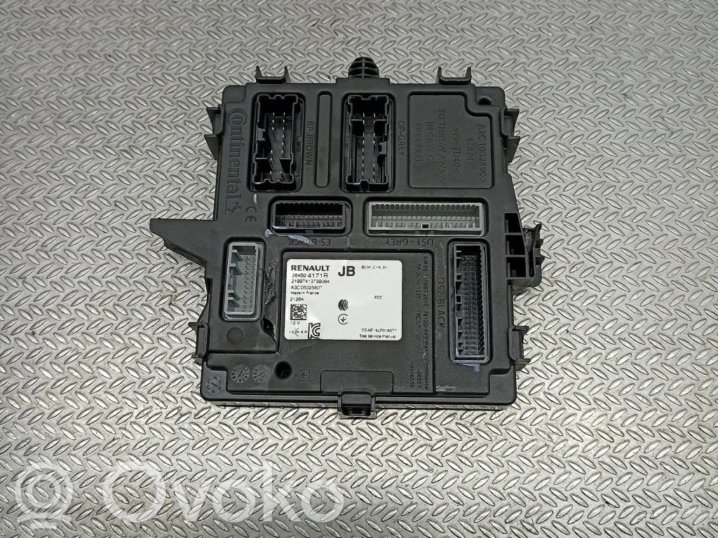 Renault Captur II Comfort/convenience module 