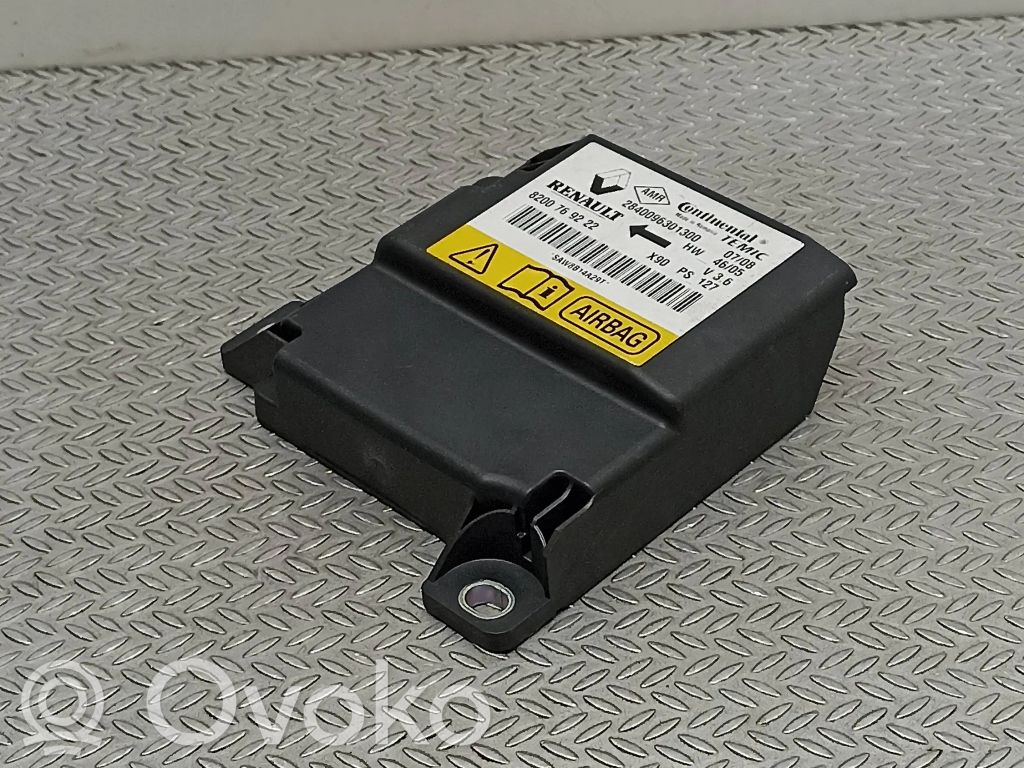 Dacia Logan I Airbag control unit/module 