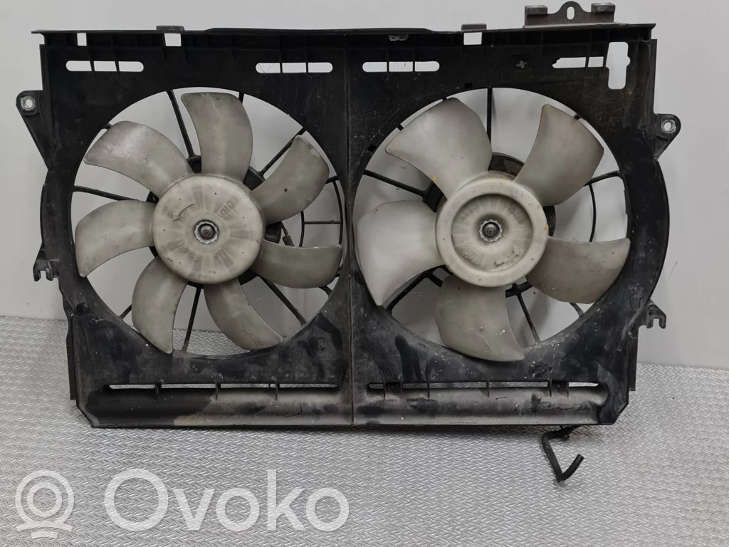 Toyota Corolla Verso AR10 Wentylator / Komplet 