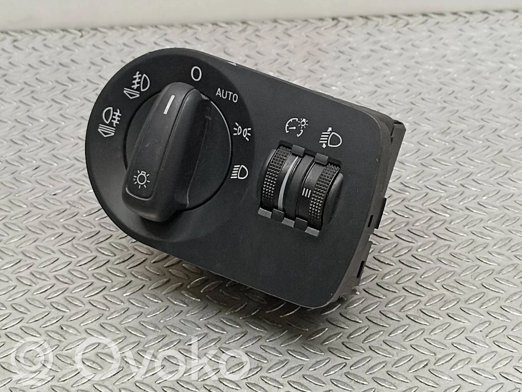 Audi A1 Lukturu slēdzis 