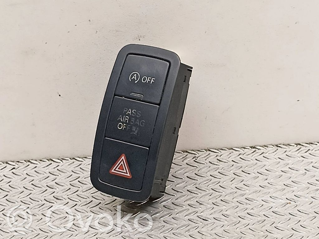 Audi A1 Hazard light switch 