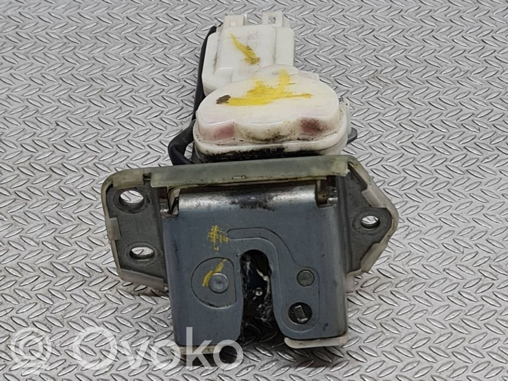 Suzuki Swift I Tailgate/trunk/boot lock/catch/latch 