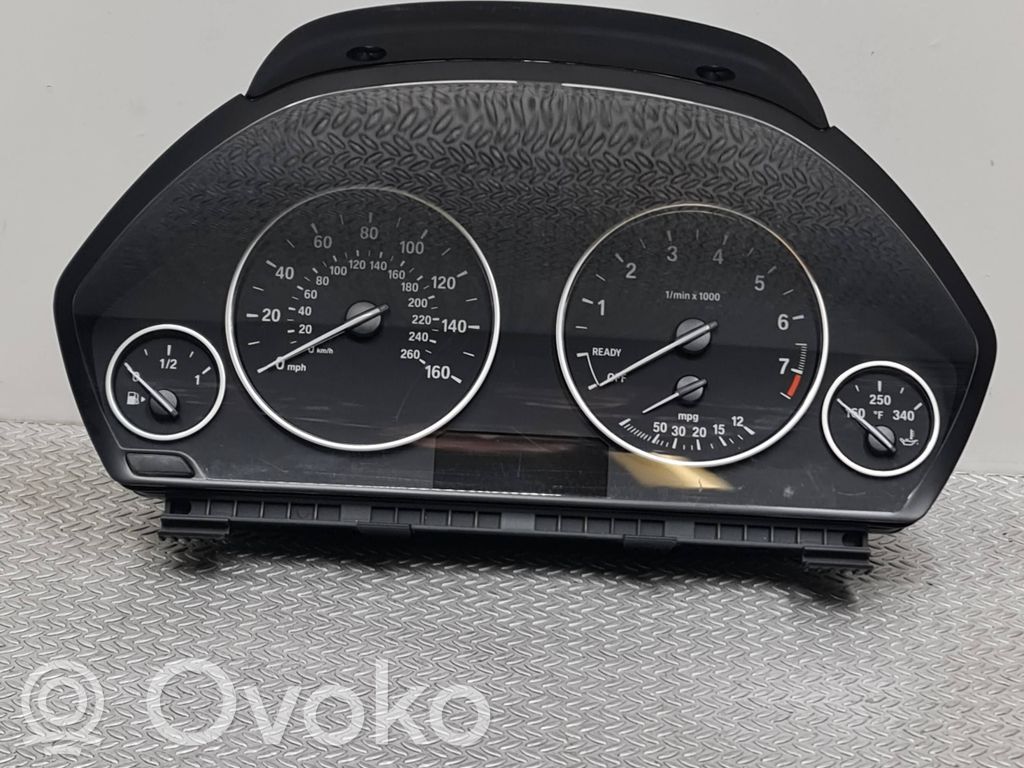 BMW 3 F30 F35 F31 Spidometrs (instrumentu panelī) 