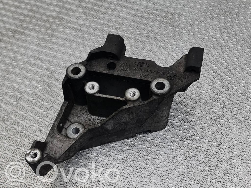 Generator/alternator bracket   XF2E3C631BB