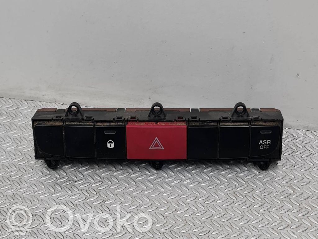 Citroen Jumper Avārijas lukturu slēdzis 
