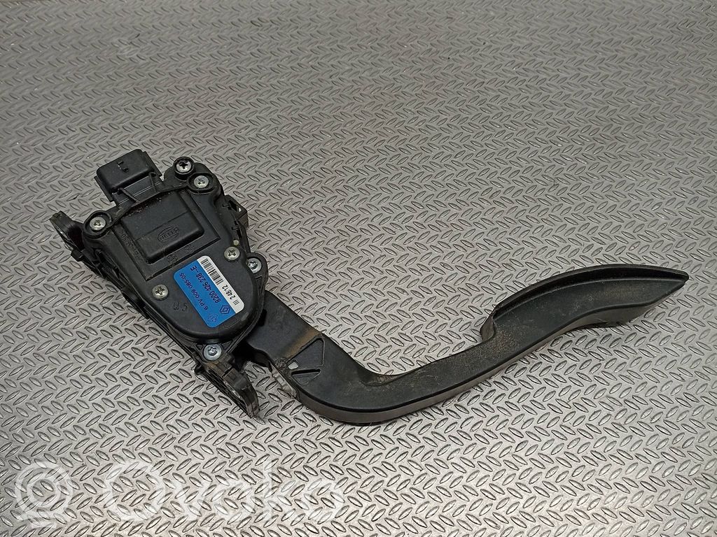 Renault Twingo II Accelerator throttle pedal 