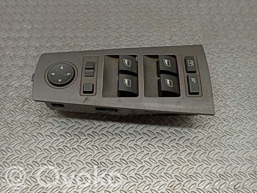 Electric window control switch   6917106,E0200099,W01SW01,30KA101