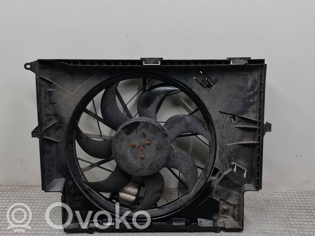 BMW 3 E90 E91 Elektrisks radiatoru ventilators 