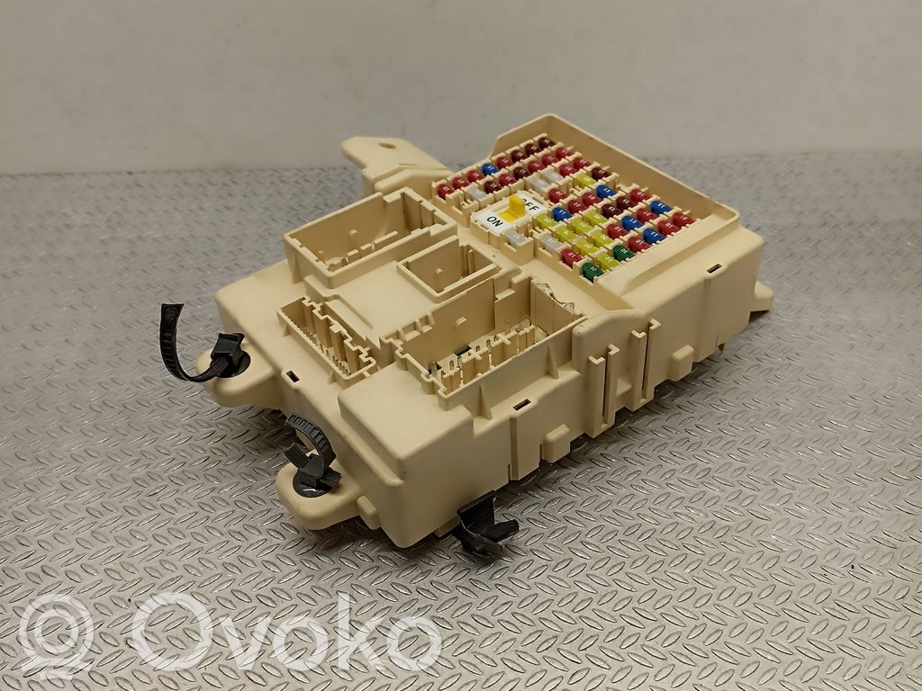 KIA Sportage Fuse module 