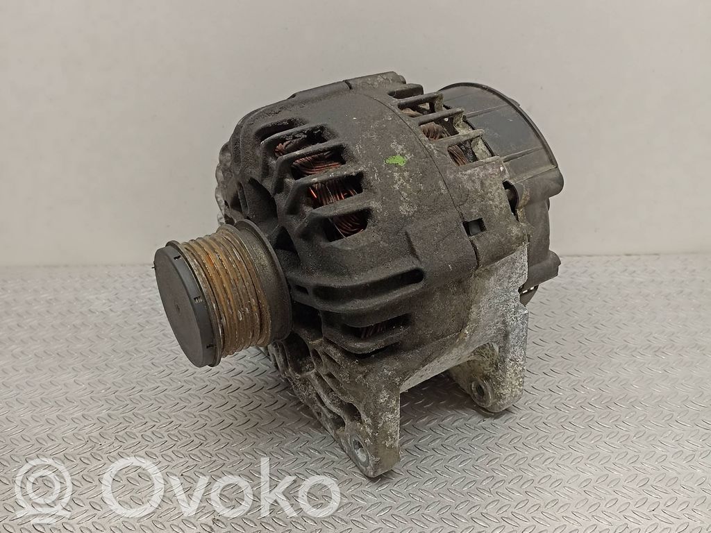 Renault Megane III Generator/alternator 