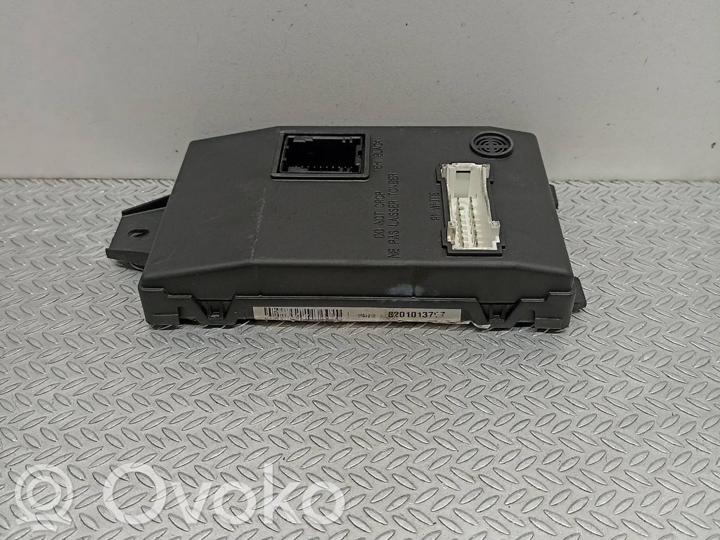 Dacia Sandero II Comfort/convenience module 