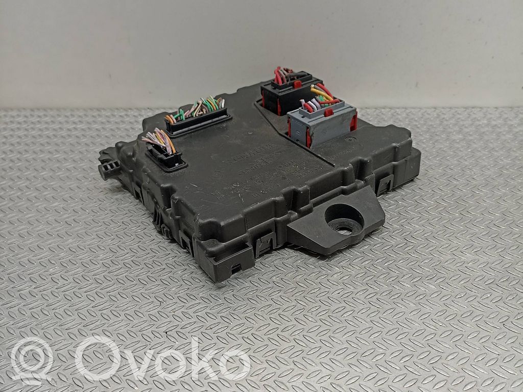 Renault Kangoo II Fuse module 