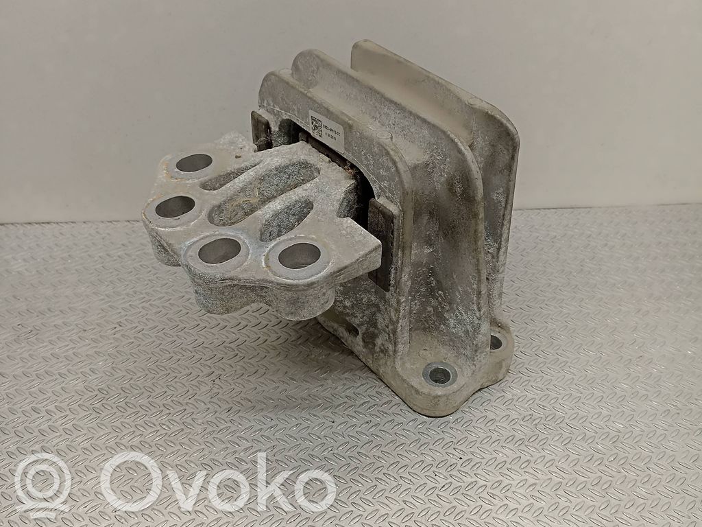 Ford Transit -  Tourneo Connect Engine mount bracket 