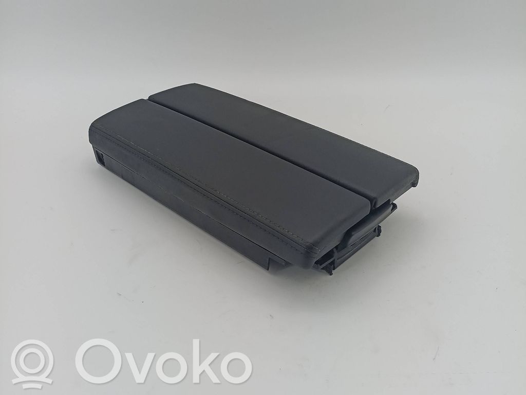 Peugeot 308 Armrest 