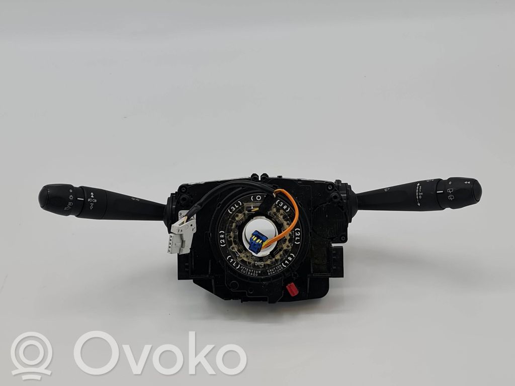 Peugeot 208 I Wiper turn signal indicator stalk/switch 