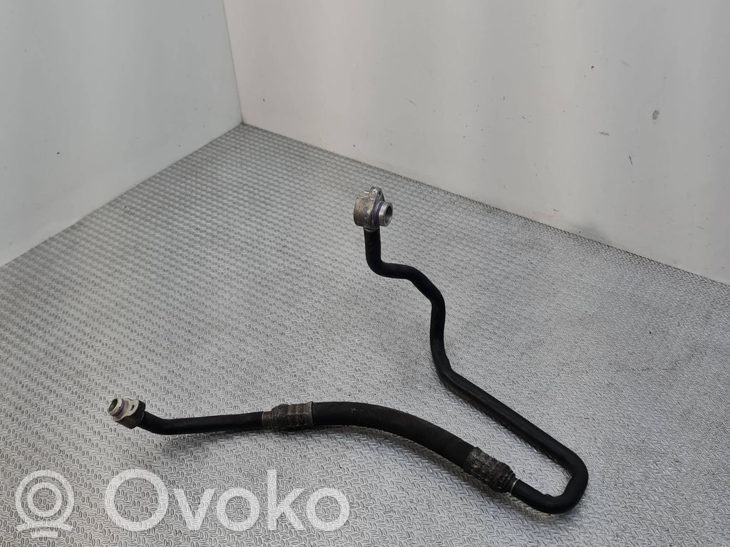 Audi A8 S8 D3 4E Ilmastointilaitteen putki (A/C) 