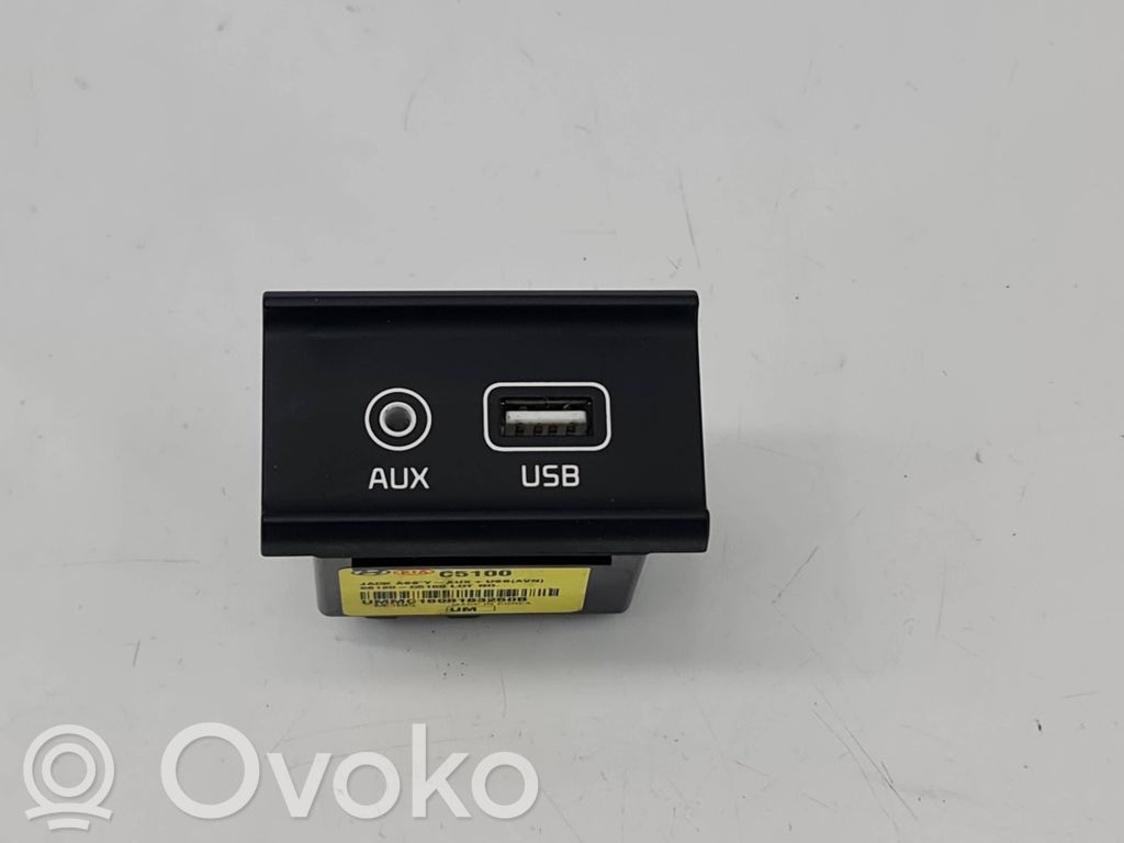 KIA Sportage Conector priză AUX 