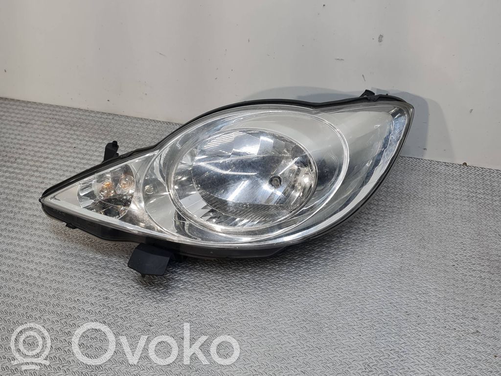 Peugeot 107 Headlight/headlamp 
