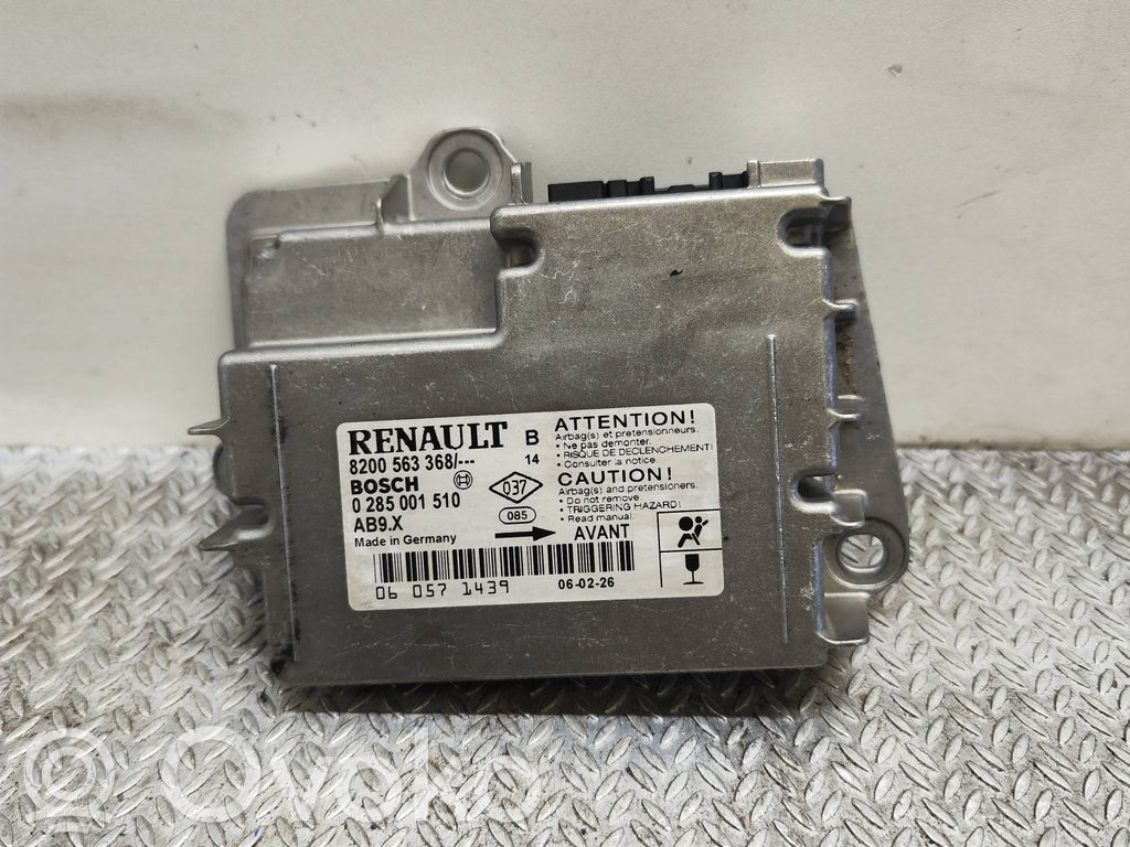 Renault Clio III Airbag control unit/module 