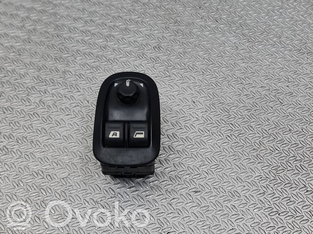Peugeot 206 Sähkötoimisen ikkunan ohjauskytkin 