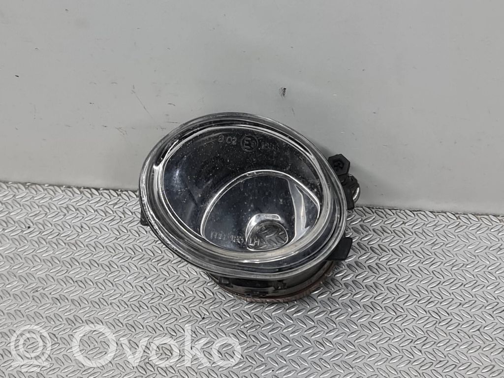 Miglas lukturis priekšā   E91886