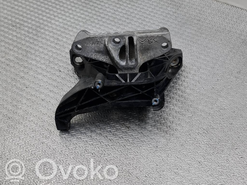 Peugeot Partner III Engine mount bracket 