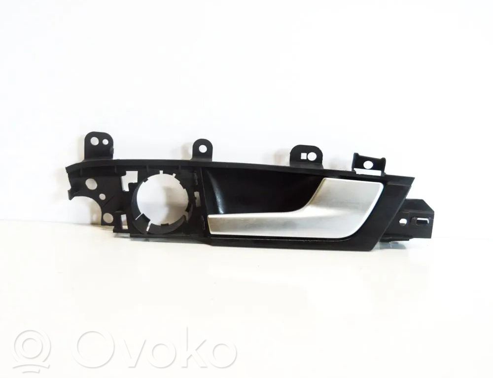 Audi A3 S3 8P Manecilla interna puerta trasera 