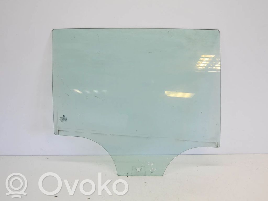 Skoda Fabia Mk2 (5J) Takaoven ikkunalasi 