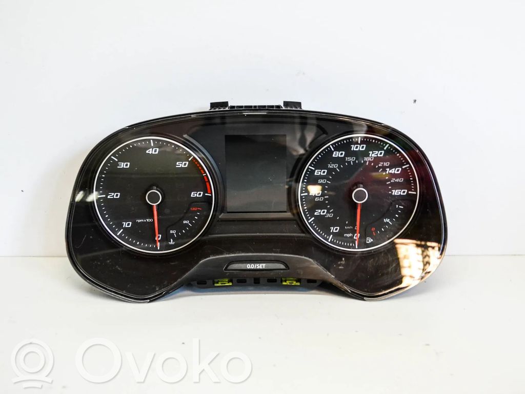 Seat Leon (5F) Speedometer (instrument cluster) 