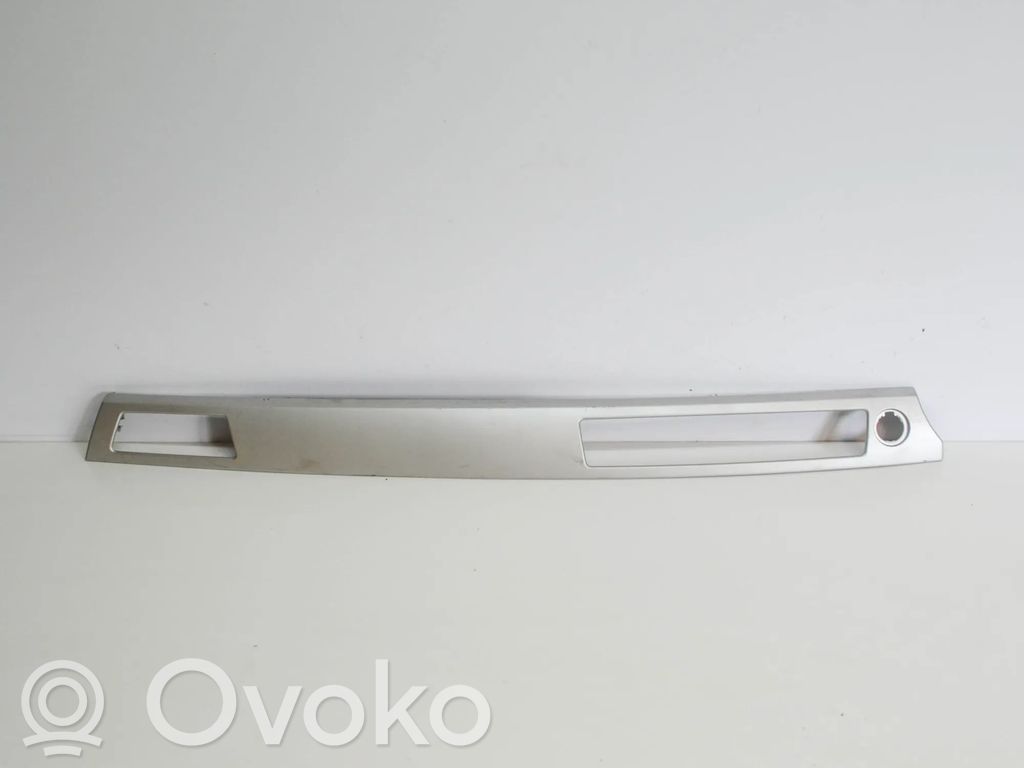 BMW 3 E90 E91 Dekoratyvinė apdailos juostelė 