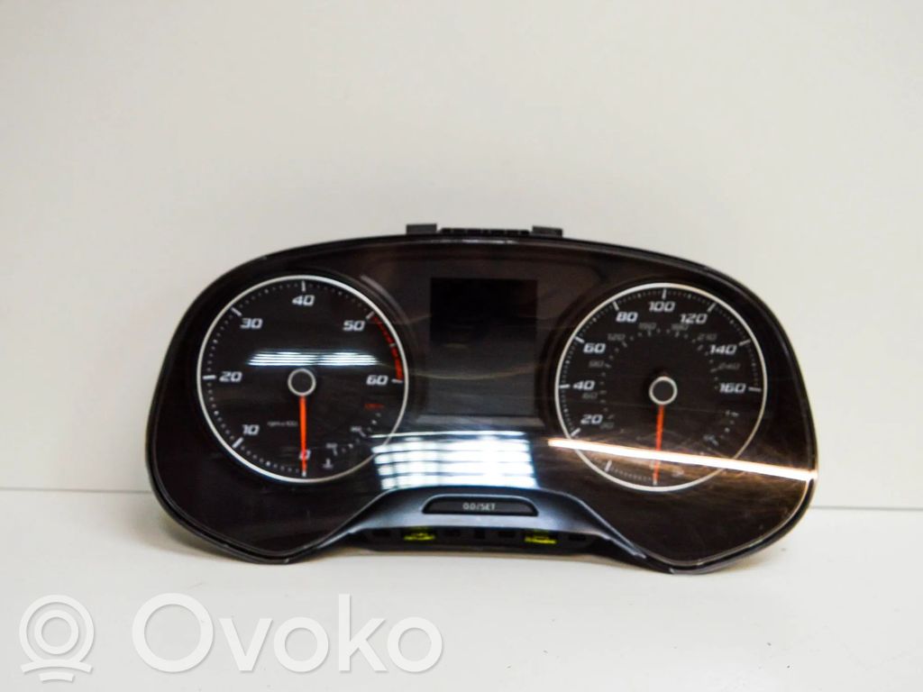 Seat Leon (5F) Speedometer (instrument cluster) 