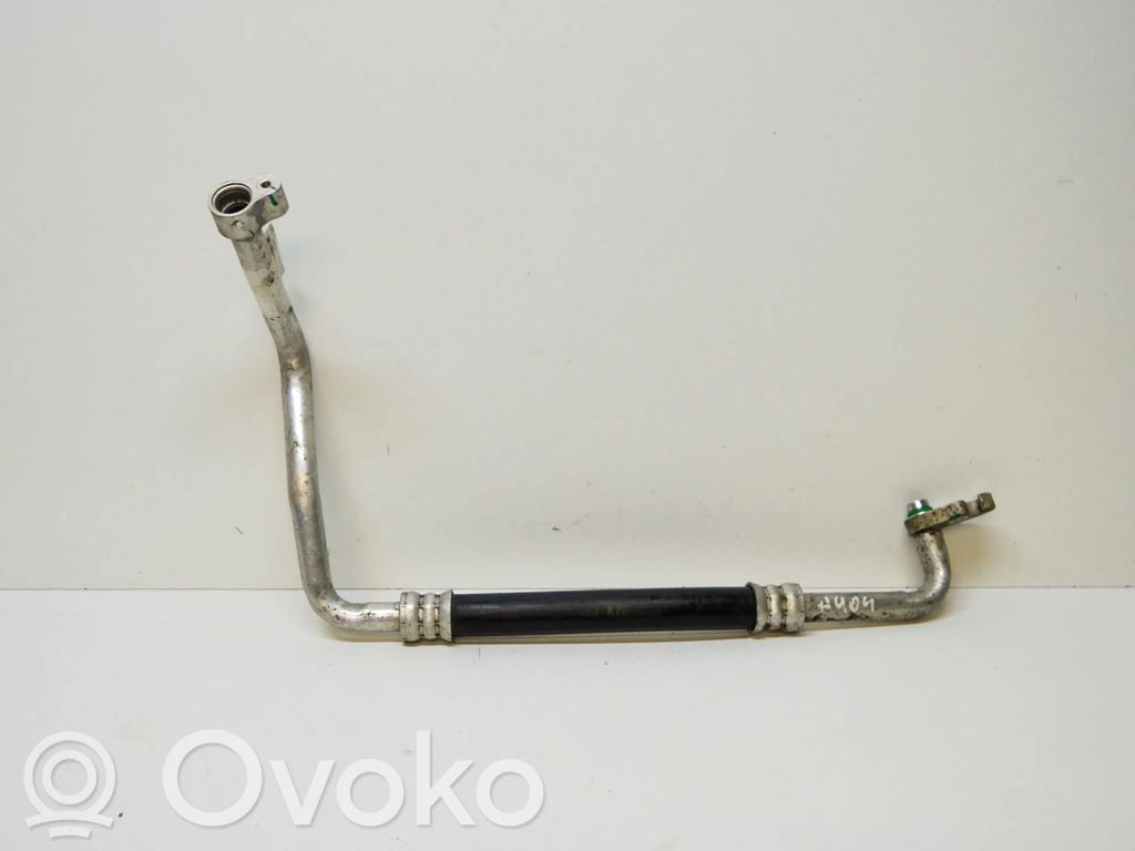 Ilmastointilaitteen putki (A/C)   100929300A,100929300A