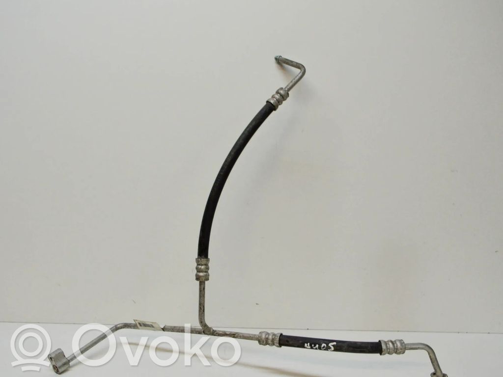 Tesla Model S Ilmastointilaitteen putki (A/C) 