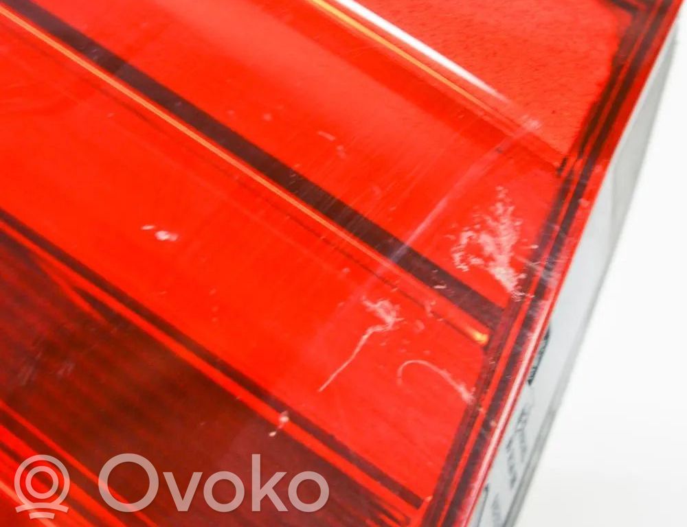 BMW 1 F20 F21 Lampy tylnej klapy bagażnika 