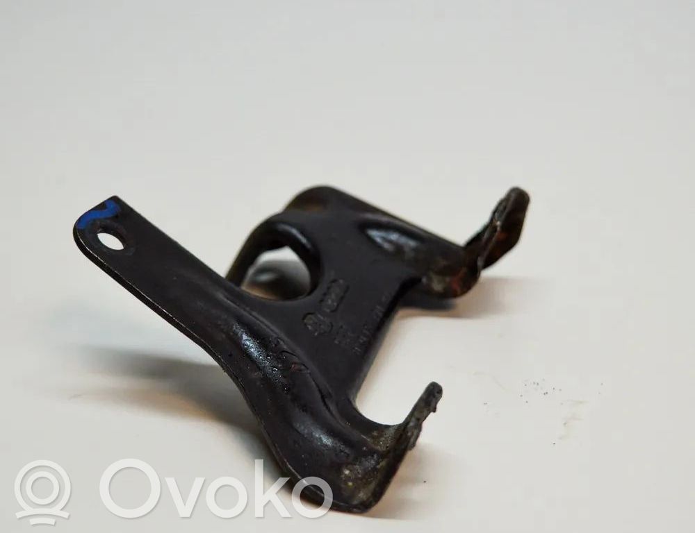 Audi A6 S6 C6 4F Autres pièces compartiment moteur 