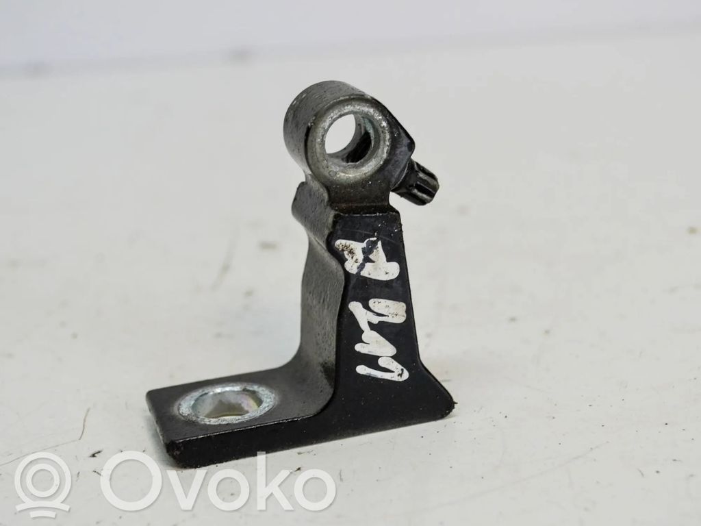 Audi Q3 8U Front door upper hinge 