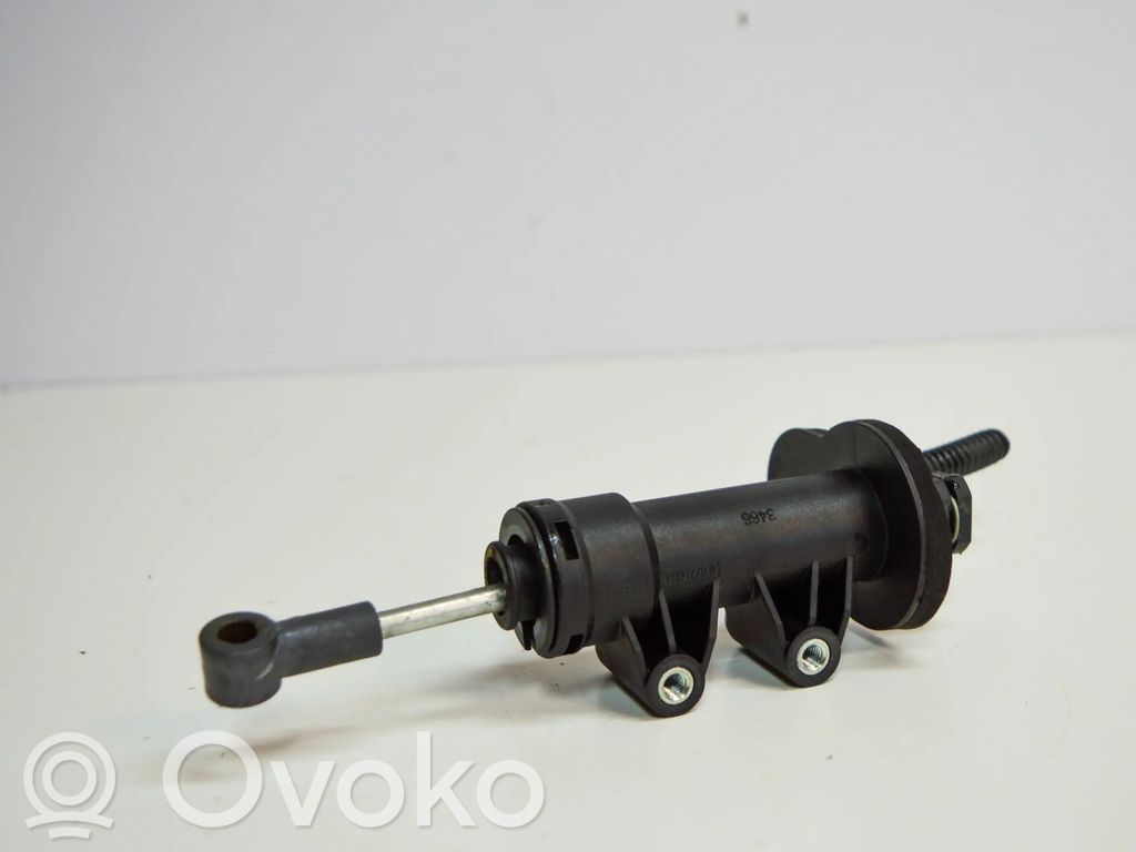 Audi A6 S6 C6 4F Kytkimen apusylinteri 